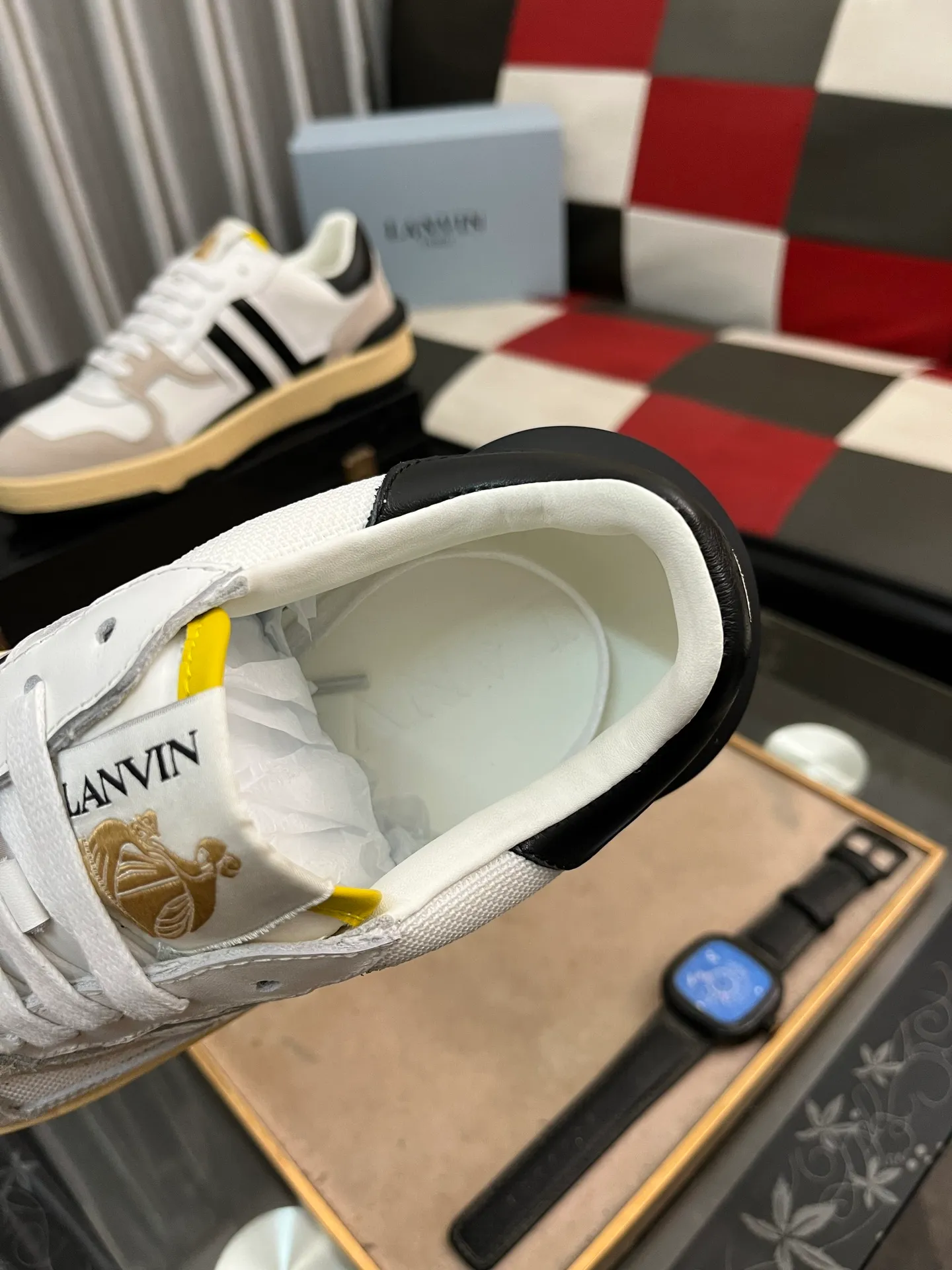 Men's men's shoes 💰540⌚️⌚️❗️Lanvin# Lanvin spring and summer series new colors latest lace up fashion casual forrest shoes running shoes ~ bumpr high quality couple series‼ ️ The latest trendy products of the season 🌈Many bloggers have started buying original models and custom-made them. The uppers are made of nubuck leather. They are very versatile, fashionable and casual, and are comfortable on the feet. Recommended for personal use! The original molded rubber backing with clear logo is wear-resistant. Standard code for couples: female code 35~40, male code 38-45